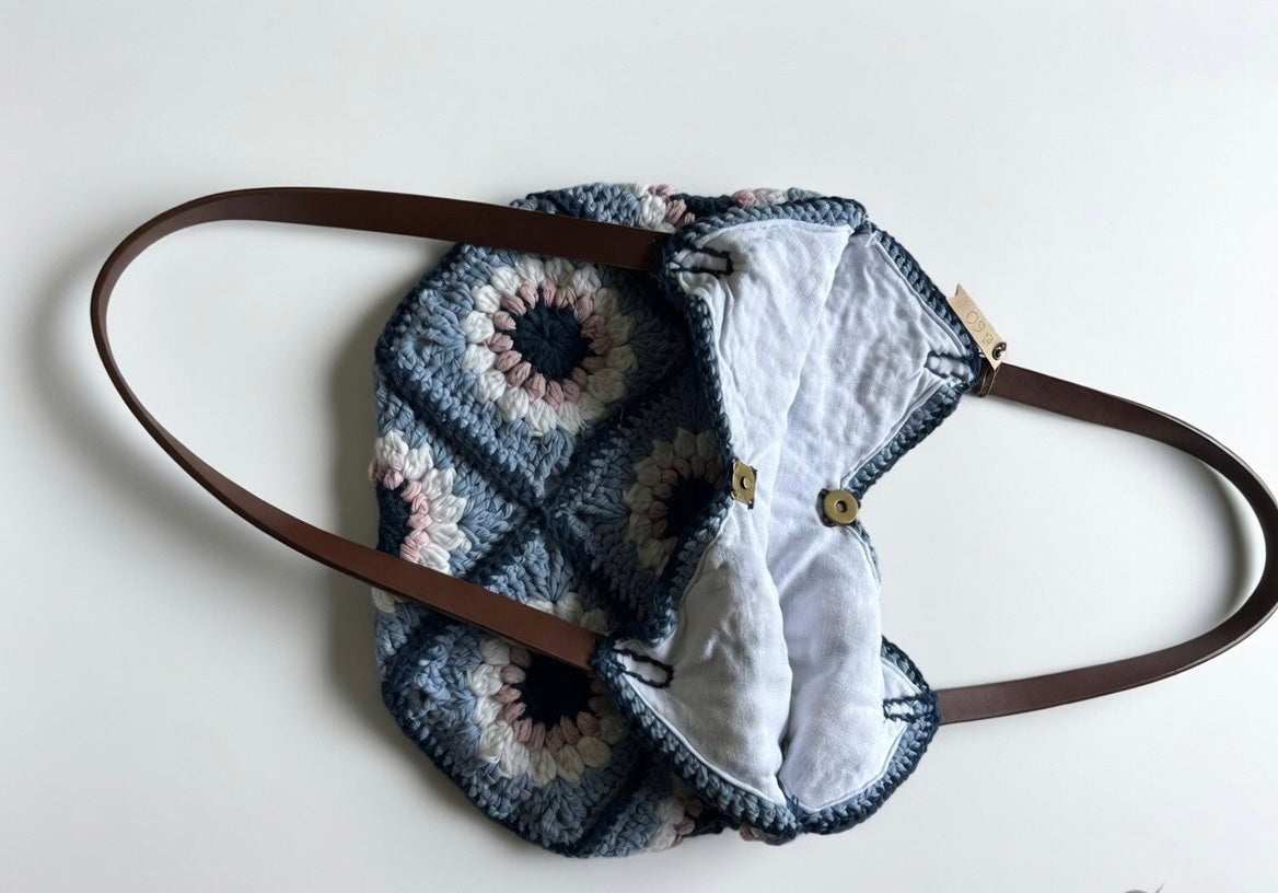Shoulder bag